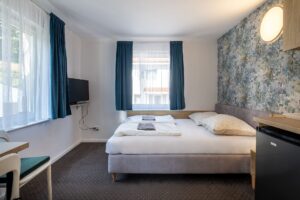 lóżko małżeńskie